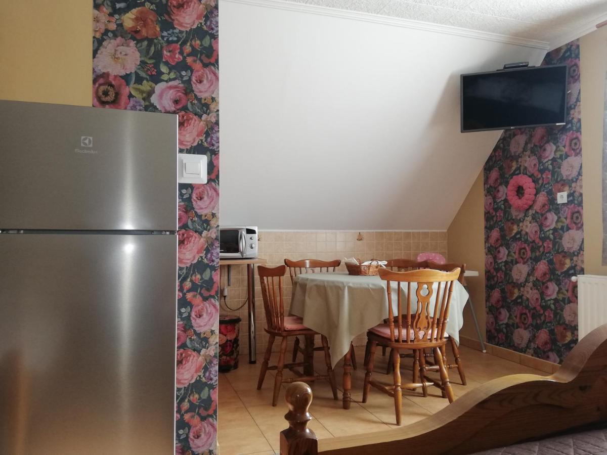 Bobita Apartmanhaz Szilvásvárad المظهر الخارجي الصورة